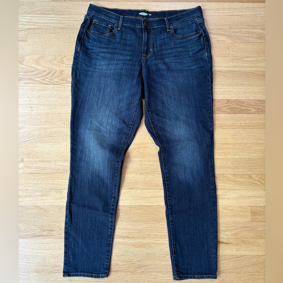 Old Navy Denim - Old Navy Curvy Skinny Jeans Size 14 in Excellent Condition